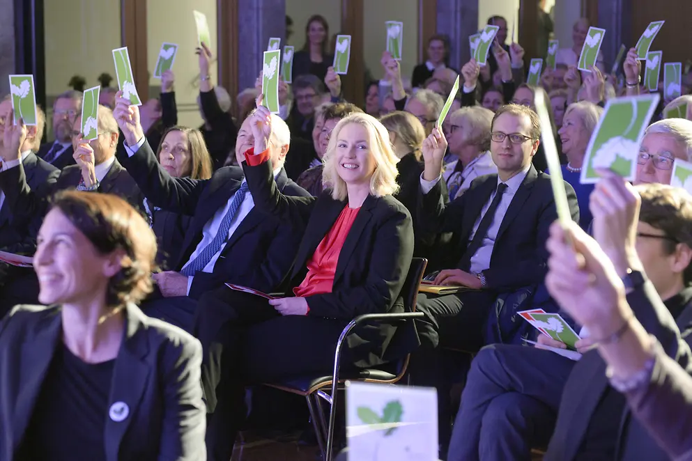 Manuela Schwesig während der Abstimmung zum Deutschen Alterspreis 2016