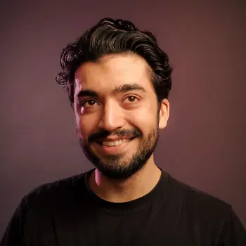 Portrait Milad Tabesch
