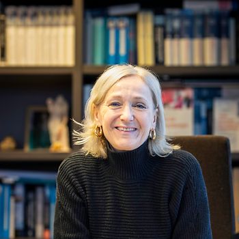 Porträt Prof. Dr. Silvia Schneider
