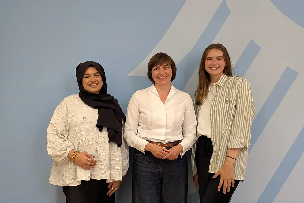 Mareike Wulf gemeinsam mit Sahra Rezaie und Dania Schulze