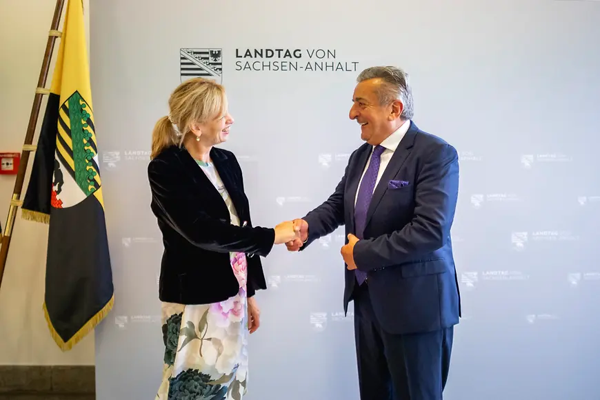 Dr. Gunnar Schellenberger begrüßt Karin Prien