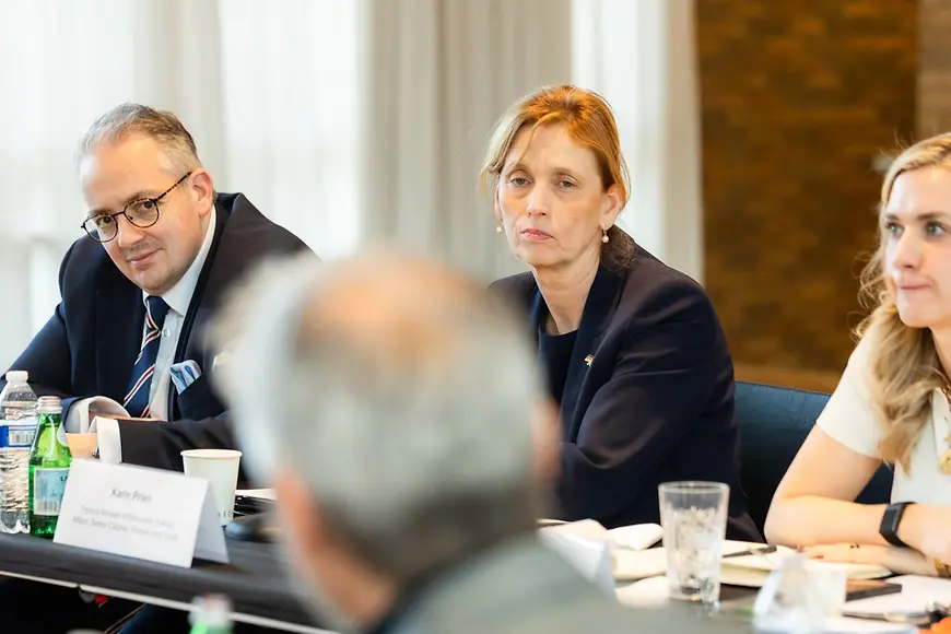 Karin Prien beim American Jewish Committee