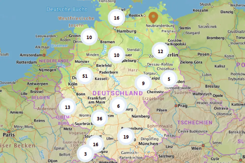 Screenshot einer Deutschlandkarte mit eingeblendeten Verortungen von Mentorinnen und Mentoren