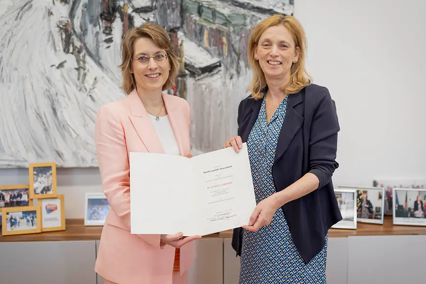Karin Prien und Dr. Sandra Garbade