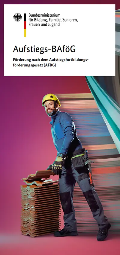 Titelseite vom Flyer "Aufstiegs-BAföG"