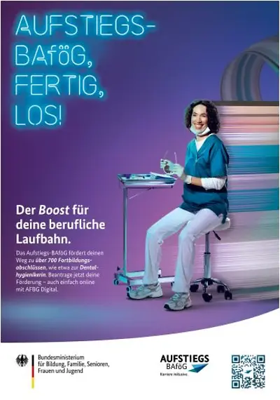 Plakat A1 Aufstiegs-BAföG 2026 Motiv: Dentalhygienikerin 