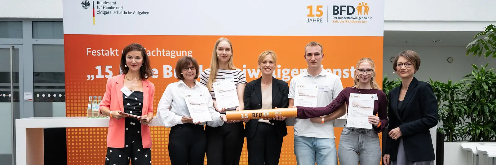 Gruppenfoto mit Karin Prien