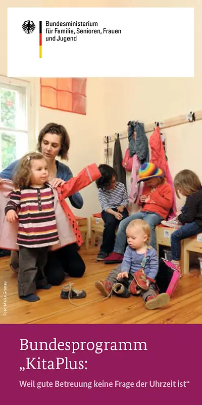 Cover des Flyers "Bundesprogramm 'KitaPlus'"